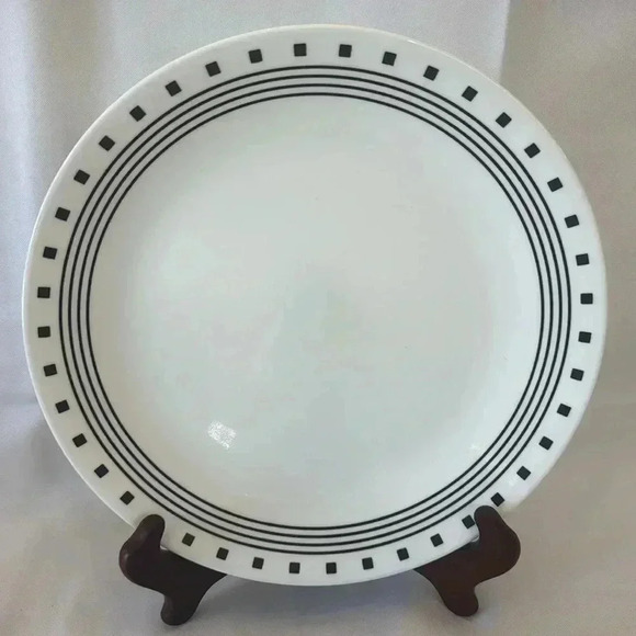 Corelle CITY BLOCK Dinnerware Set of 11 for 4, Modern MCM Black & White Dishes - Picture 2 of 5